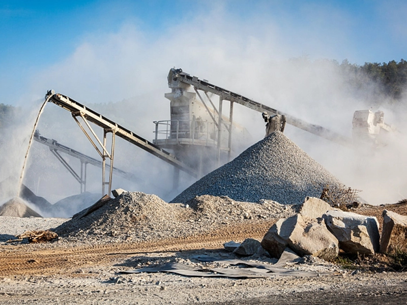 關于(yú)我國礦(kuàng)業發展(zhan)新動态(tài)新特點(dian)新趨勢(shi)前瞻